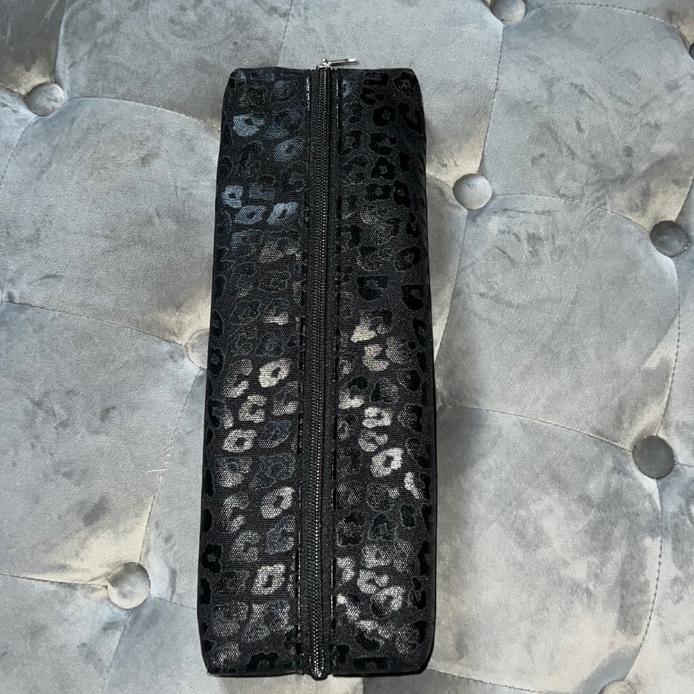Straightener travel case